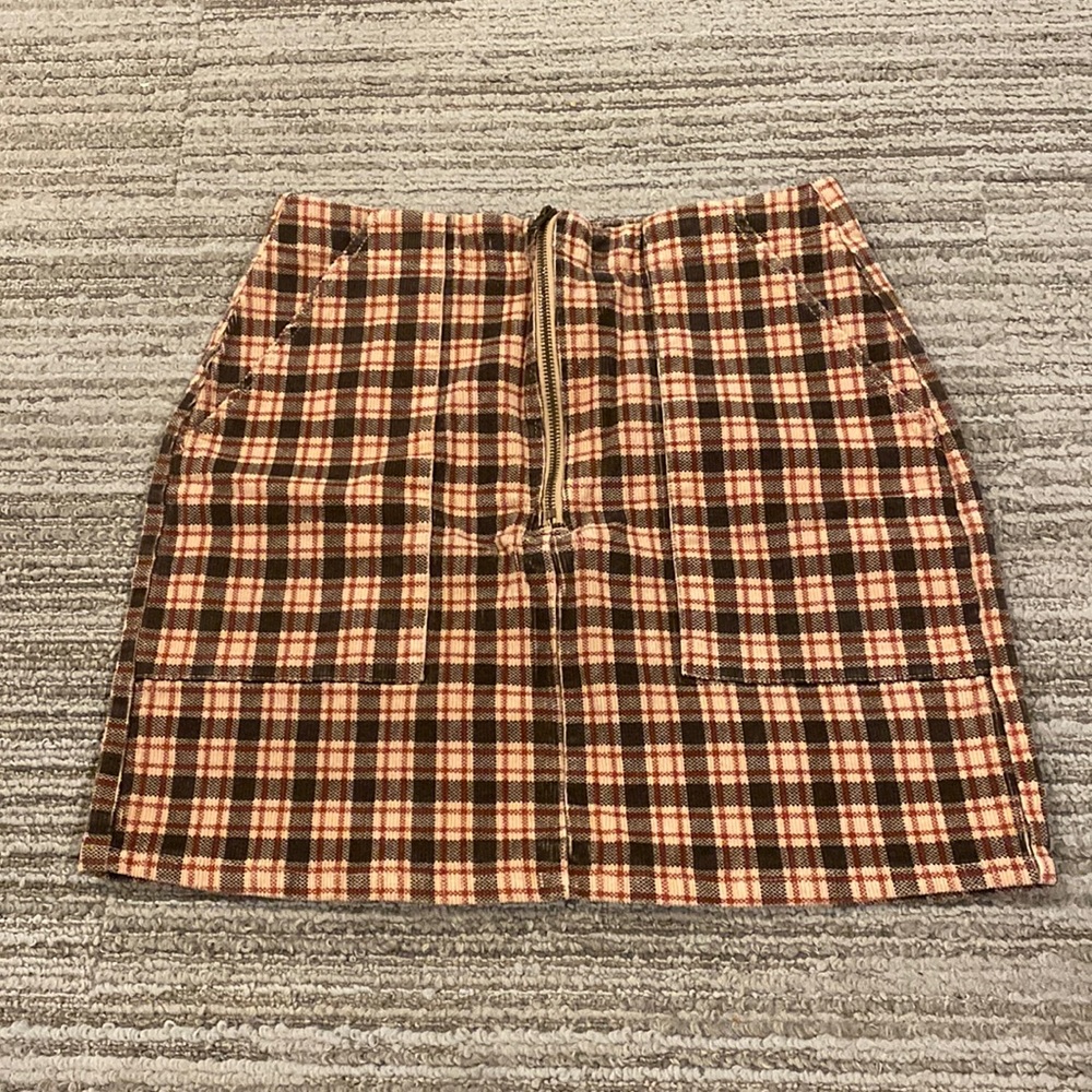 Plaid Skirt 🤎